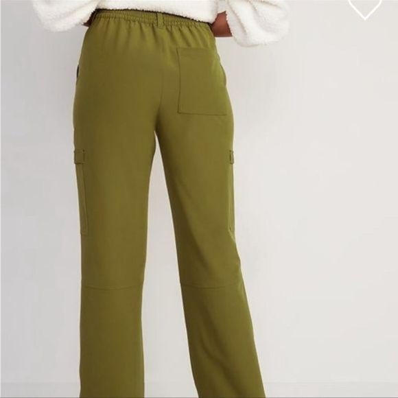 Old Navy High-Waisted  StretchTech Water-Repellent Straight Cargo Pants New - Picture 13 of 13